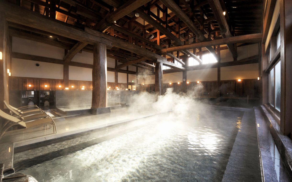 山梨の観光スポット ふじやま温泉の純木造浴室のイメージ