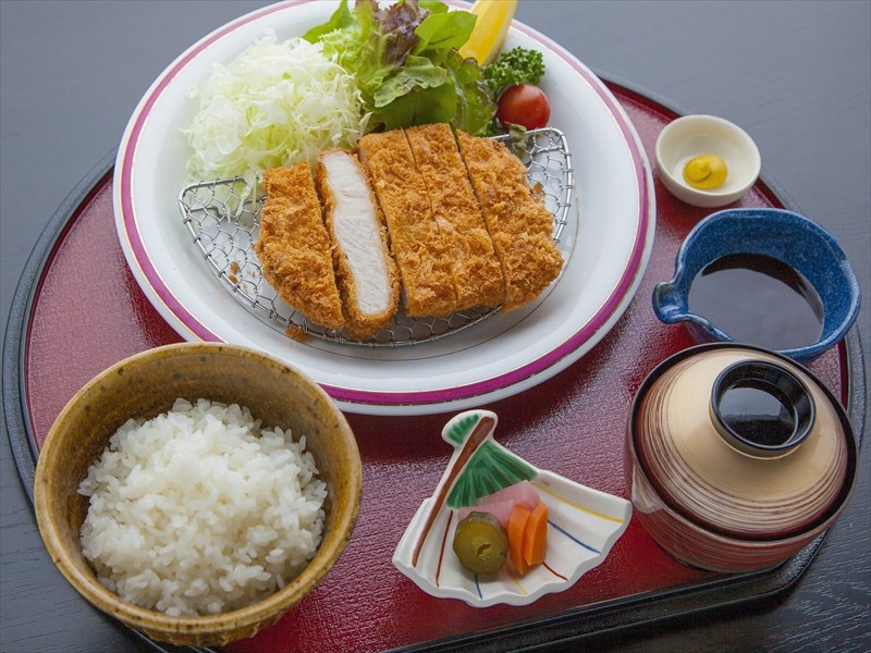 ロースカツ定食